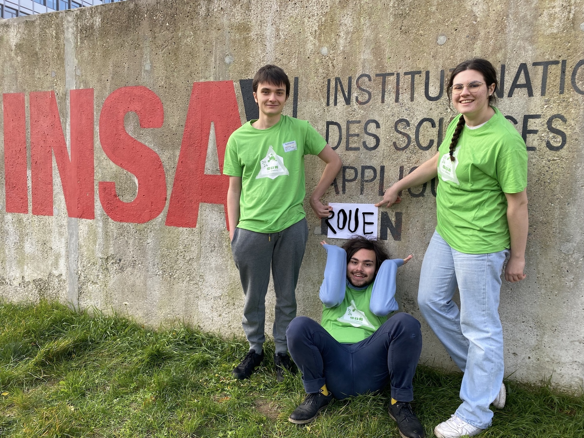 Picture of team Les trois moustITIquaires