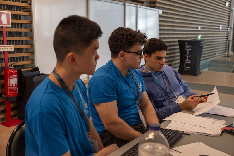 Picture of team oneL